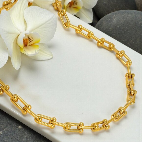 18K Gold Plated Stainless Steel Paperclip Chain Necklace - Modern & Chic ✨ - Picture 8 of 10